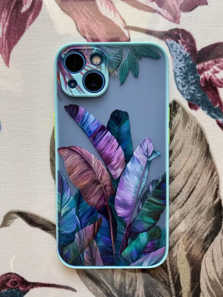 Чехол на Айфон с принтом. Выбор рисунков очень большой. Фото.