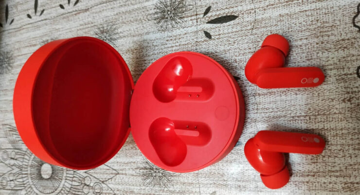 Блютуз-наушники Nothing. Эти наушники и красивы, и звучат очень достойно. Блютуз-наушники Nothing. Эти наушники и красивы, и звучат очень достойно. Фото.