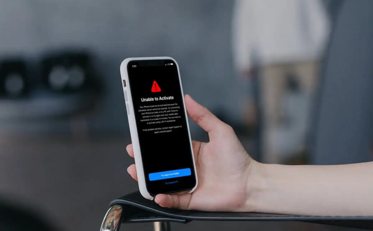 В России все чаще продают активированные iPhone. Зачем их активируют на самом деле. Фото.