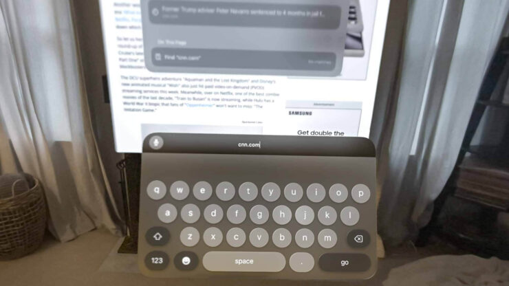 Минусы Apple Vision Pro. Клавиатура оказалась неудобной. Изображение: tomsguide.com. Фото.