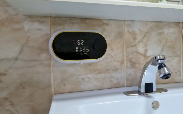 Автодозатор жидкого мыла. Такой дозатор будет очень удобен и в ванной, и на кухне. Автодозатор жидкого мыла. Такой дозатор будет очень удобен и в ванной, и на кухне. Фото.