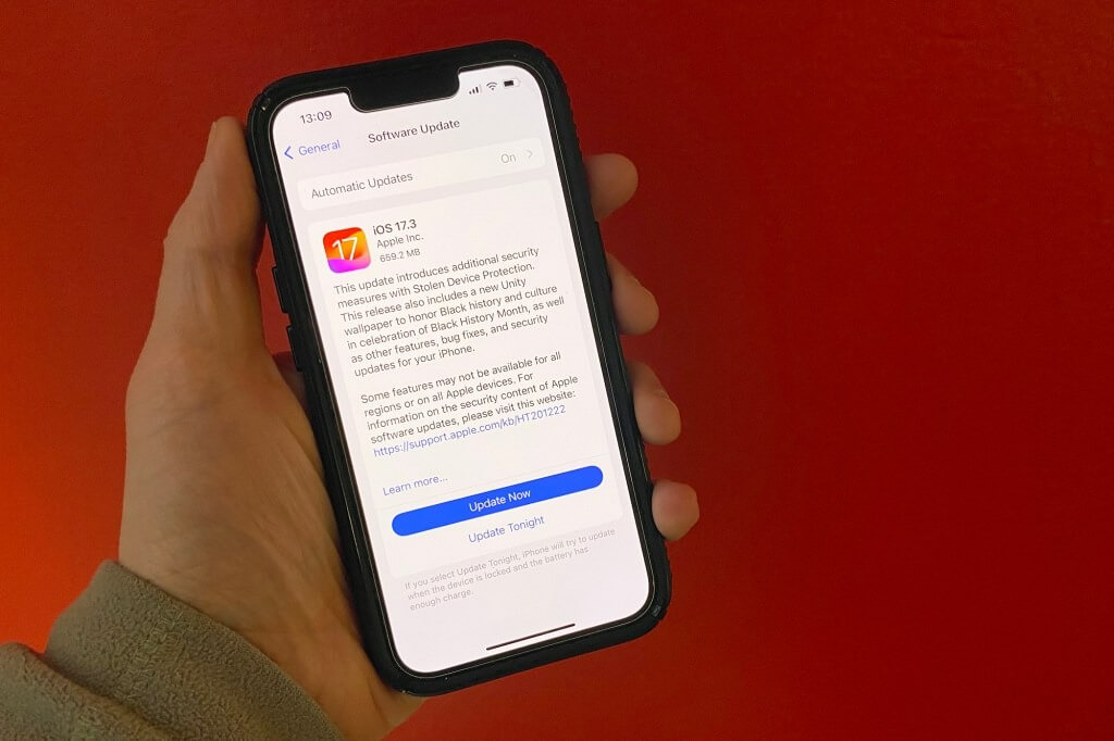 До какого года будет обновляться Айфон: полная таблица. Фото.
