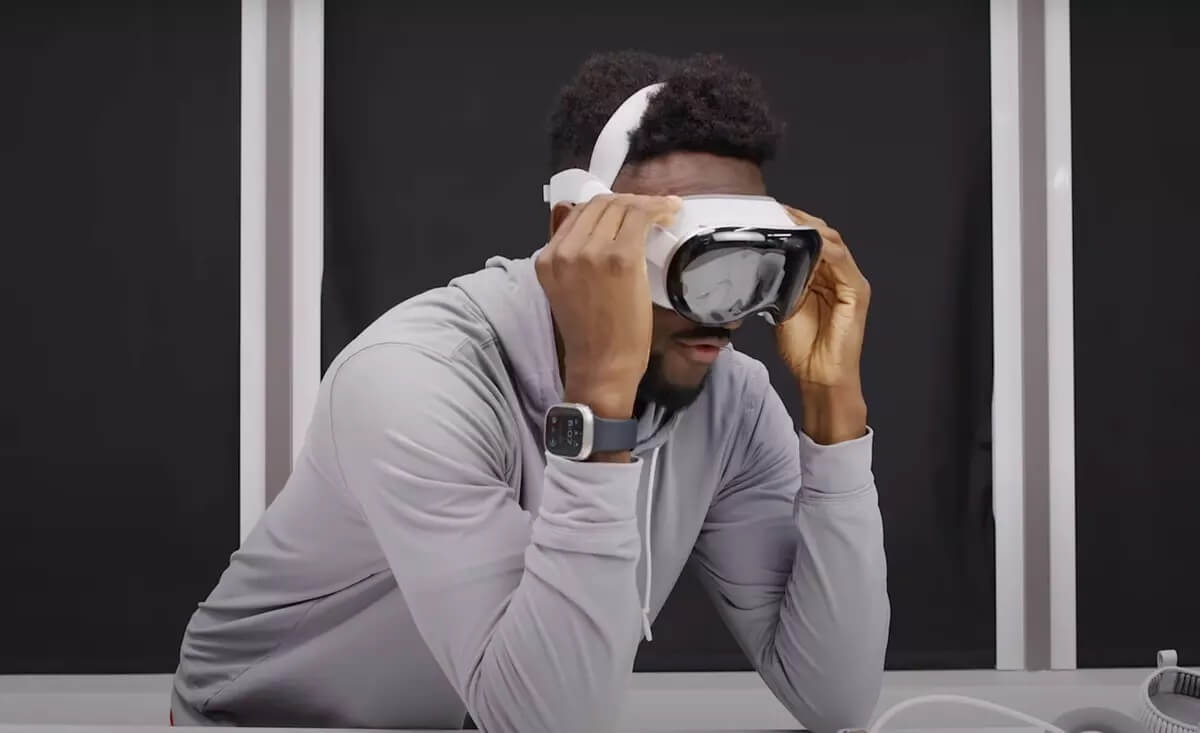 Покупатели массово возвращают Apple Vision Pro в магазины. Инновации не пошли. Фото.