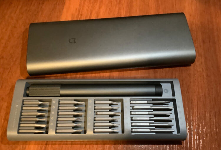 Аккумуляторная отвертка Xiaomi. Этой отвертке будет рад практически каждый. Аккумуляторная отвертка Xiaomi. Этой отвертке будет рад практически каждый. Фото.