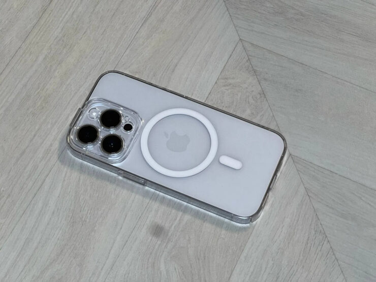 Прозрачный чехол на Айфон. Чехол не портит внешний вид Айфона. Изображение: aliexpress.ru. Прозрачный чехол на Айфон. Чехол не портит внешний вид Айфона. Изображение: aliexpress.ru. Фото.