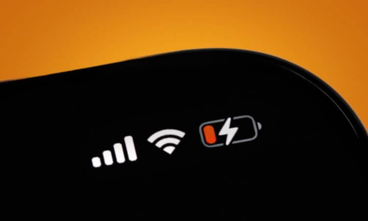 Что будет с аккумулятором Айфона, если скачать iOS 17.4.1, и стоит ли обновляться уже сейчас. Фото.