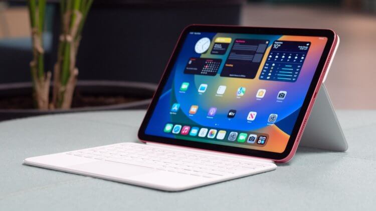 Можно ли работать на планшете. С клавиатурой iPad превращается в полноценный рабочий инструмент. Изображение: expertreviews.co.uk. Можно ли работать на планшете. С клавиатурой iPad превращается в полноценный рабочий инструмент. Изображение: expertreviews.co.uk. Фото.