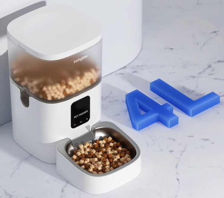 Автоматическая кормушка с таймером. 4 литра корма хватит вашему питомцу надолго. Автоматическая кормушка с таймером. 4 литра корма хватит вашему питомцу надолго. Фото.