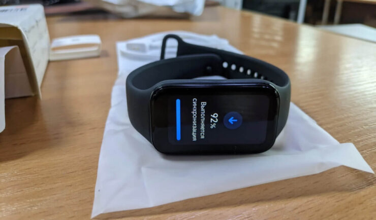 Хороший недорогой фитнес-браслет. У Xiaomi еще есть дешевые фитнес-браслеты. Фото.