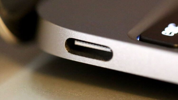 Не работает USB-разъем на компьютере Apple. Что делать. Фото.