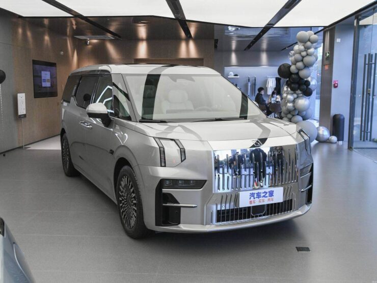 Цена Xiaomi SU7 в рублях. Ну кто купит Apple Car, когда в Китае есть куча топовых электрокаров в разы дешевле? Фото: Sevpodshipnik. Цена Xiaomi SU7 в рублях. Ну кто купит Apple Car, когда в Китае есть куча топовых электрокаров в разы дешевле? Фото: Sevpodshipnik. Фото.