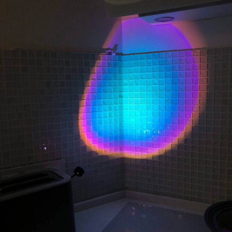 Проектор для съемки. Создайте себе классный фон для съемки. Проектор для съемки. Создайте себе классный фон для съемки. Фото.