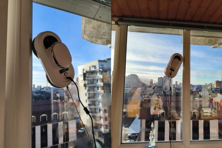 Какой робот-мойщик окон лучше. Робот справляется не только со стеклами, но и зеркалами. Какой робот-мойщик окон лучше. Робот справляется не только со стеклами, но и зеркалами. Фото.