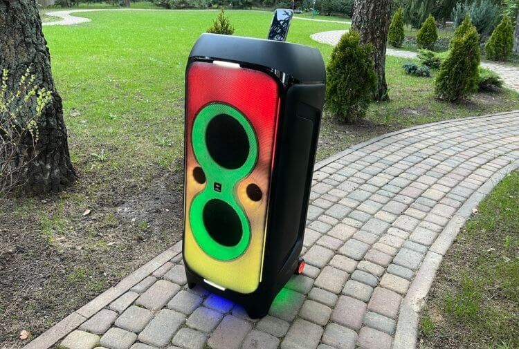 Самая мощная портативная колонка для пикника. Обзор VIPE Nitro X8 Pulsar. Самая мощная портативная колонка для пикника. Обзор VIPE Nitro X8 Pulsar. Фото.