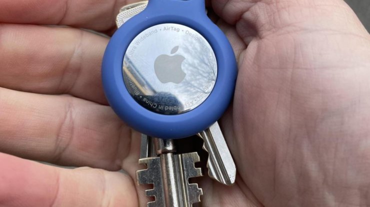 Когда выйдет AirTag 2 и что нового в нем появится. Выглядеть AirTag 2 будет как первое поколение. Изображение: bustle.com. Когда выйдет AirTag 2 и что нового в нем появится. Выглядеть AirTag 2 будет как первое поколение. Изображение: bustle.com. Фото.