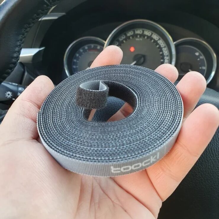 Органайзер для проводов. С помощью этой штуки вы легко наведете порядок среди кабелей. Органайзер для проводов. С помощью этой штуки вы легко наведете порядок среди кабелей. Фото.