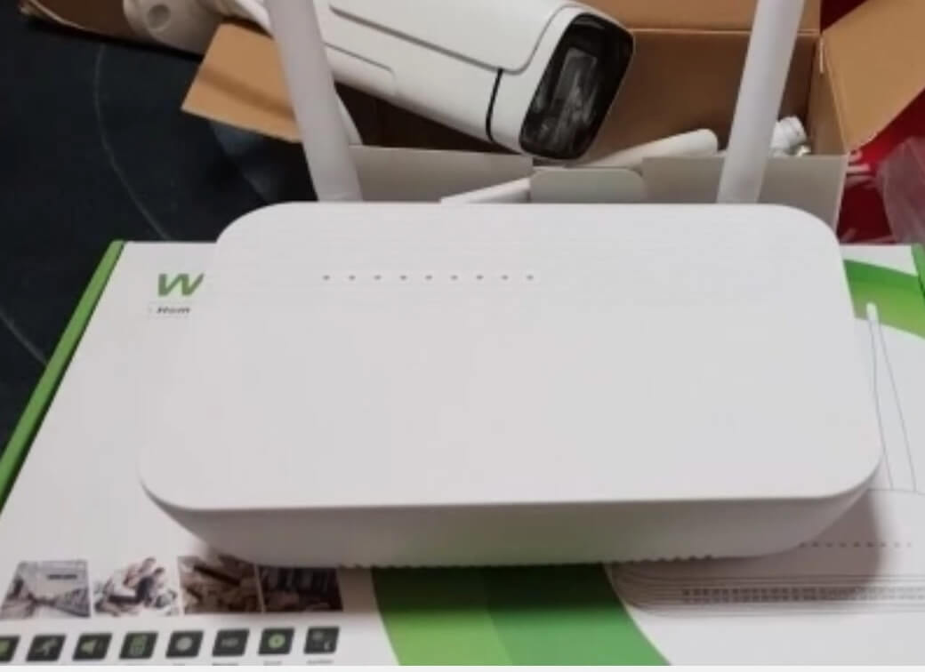Wi-Fi-роутер со скрытой камерой. Кто додумается спрятать камеру в роутере?. Фото.