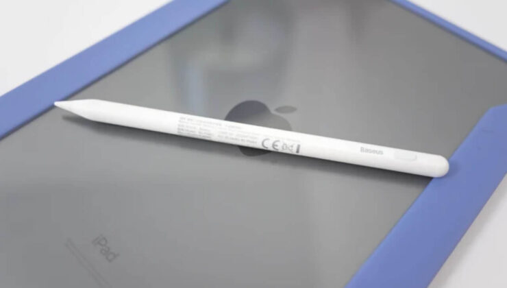 Аналог оригинального Apple Pencil. Для ребенка этот стилус — самое то. Фото.