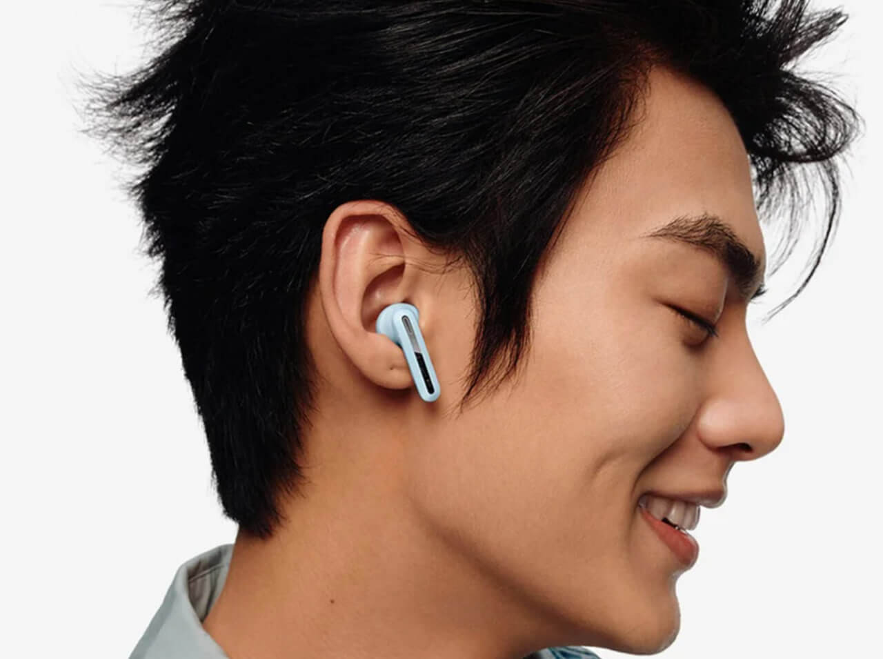 Недорогие TWS-наушники Xiaomi. Это просто классные и недорогие наушники. Фото.