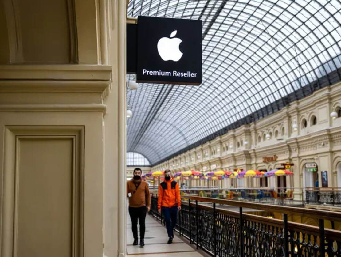 Цена iPhone 16 в России. В России смартфон на старте продаж будет стоить очень дорого, но со временем подешевеет в 2 раза. Цена iPhone 16 в России. В России смартфон на старте продаж будет стоить очень дорого, но со временем подешевеет в 2 раза. Фото.