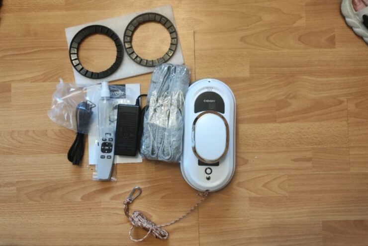 Стоит ли покупать робота для мойки окон. Такая штука должна быть у каждого. Фото.