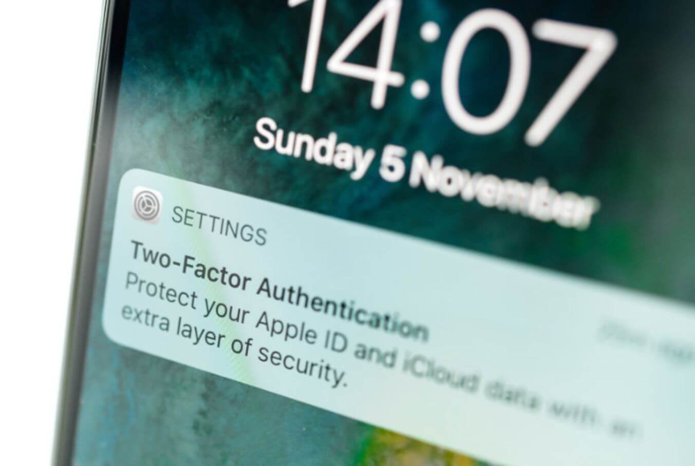 Как защитить Apple ID от взлома. Ни в коем случае не отключайте функции безопасности на iPhone! Фото: idropnews. Фото.