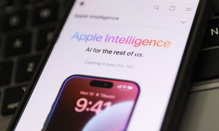 Нейросеть на Apple Watch. Apple Intelligence не будет работать на Apple Watch. Фото: Bloomberg. Нейросеть на Apple Watch. Apple Intelligence не будет работать на Apple Watch. Фото: Bloomberg. Фото.