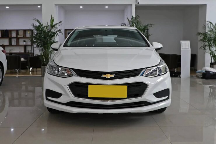 Выгодно ли покупать машину в Китае. В Китае такая покупка будет выгоднее, чем в России. Фото.