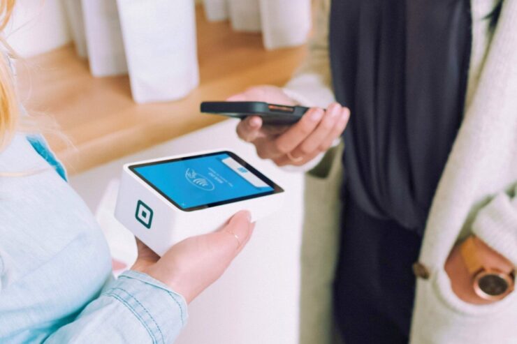 Что такое Multi-Purpose Tap NFC. NFC в iPhone способен не только платить. Фото: iPhon.fr. Фото.