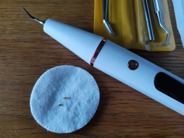 Как удалить зубной камень в домашних условиях. В отзывах пишут, что этот скалер удаляет зубной камень очень хорошо. Фото.