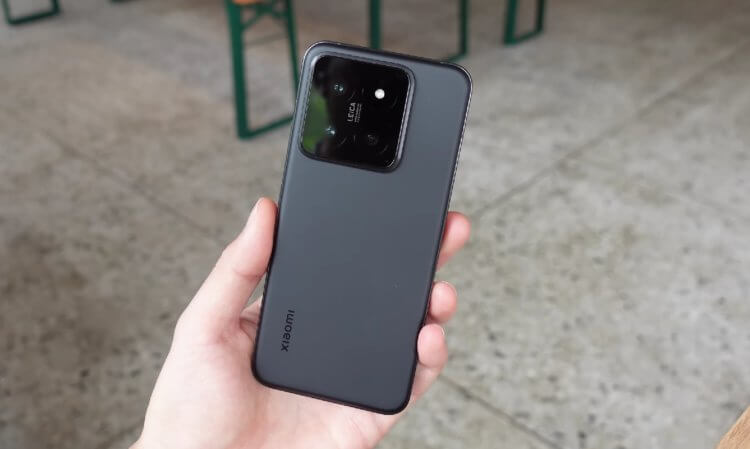 Компактный флагман Xiaomi 14. Китайский ответ Apple! Фото: Ho Young Won. Компактный флагман Xiaomi 14. Китайский ответ Apple! Фото: Ho Young Won. Фото.