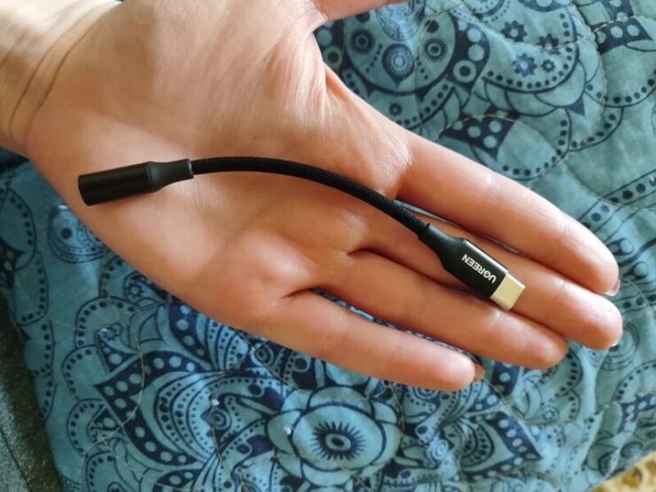 Переходник USB Type-C на AUX. С этим переходником к Айфона легко можно подключить обычные проводные наушники. Переходник USB Type-C на AUX. С этим переходником к Айфона легко можно подключить обычные проводные наушники. Фото.