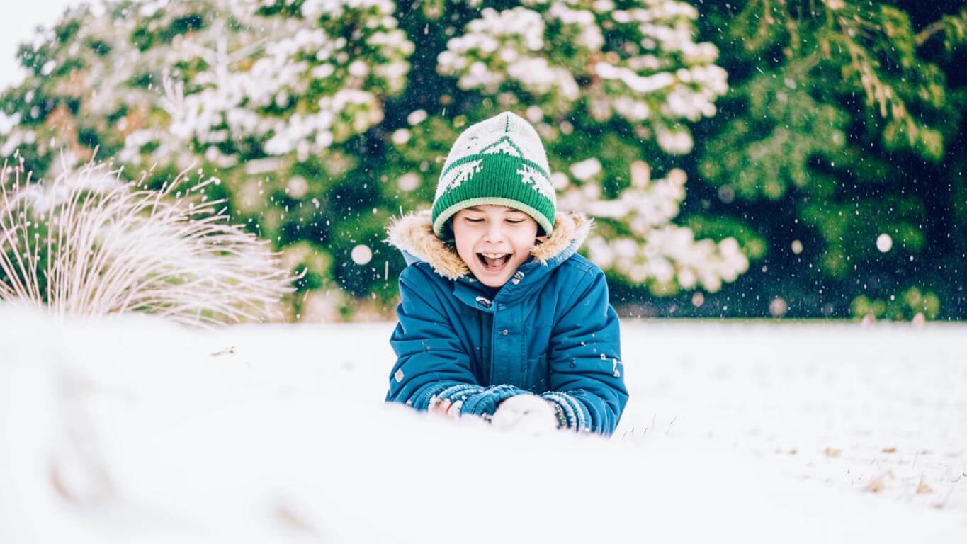 Нейросеть рисует по словам. Очень хороший результат у Кандинского. Фото.