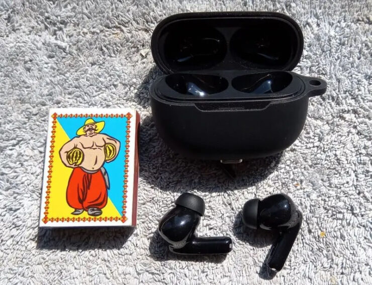 Redmi Buds 5 Pro — беспроводные наушники для Айфона. Можно даже выбрать версию с комплектным чехлом. Redmi Buds 5 Pro — беспроводные наушники для Айфона. Можно даже выбрать версию с комплектным чехлом. Фото.