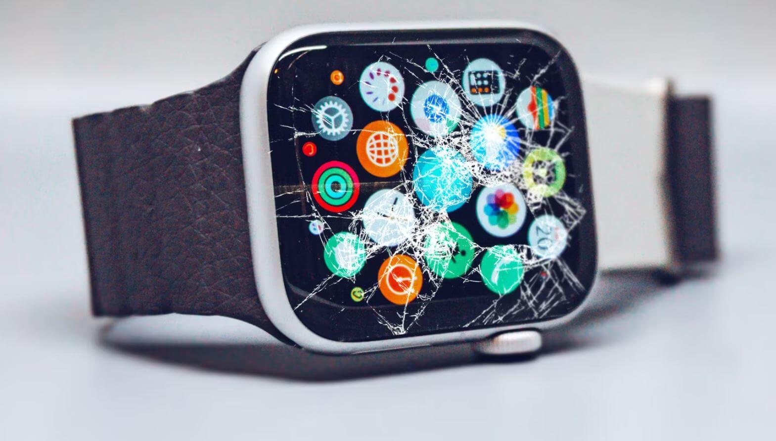 Замена дисплея Apple Watch. Вам может повезти и после удара заменить придется только само стекло, а не тачскрин. Фото: makeusof.com. Замена дисплея Apple Watch. Вам может повезти и после удара заменить придется только само стекло, а не тачскрин. Фото: makeusof.com. Фото.