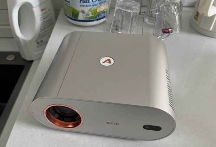 4К-проектор с автофокусом. Это слишком классный проектор за свои деньги. 4К-проектор с автофокусом. Это слишком классный проектор за свои деньги. Фото.