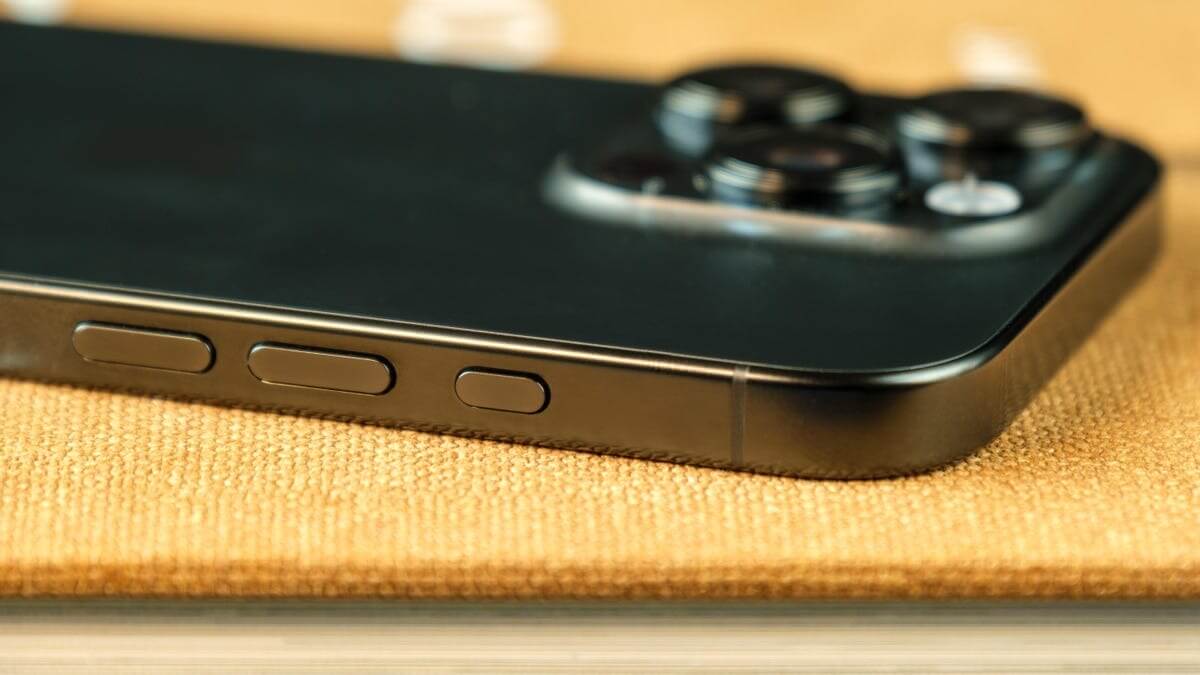 Action Button в iOS 18 получила несколько новых функций. Вот что теперь умеет кнопка действия в iPhone. Фото.