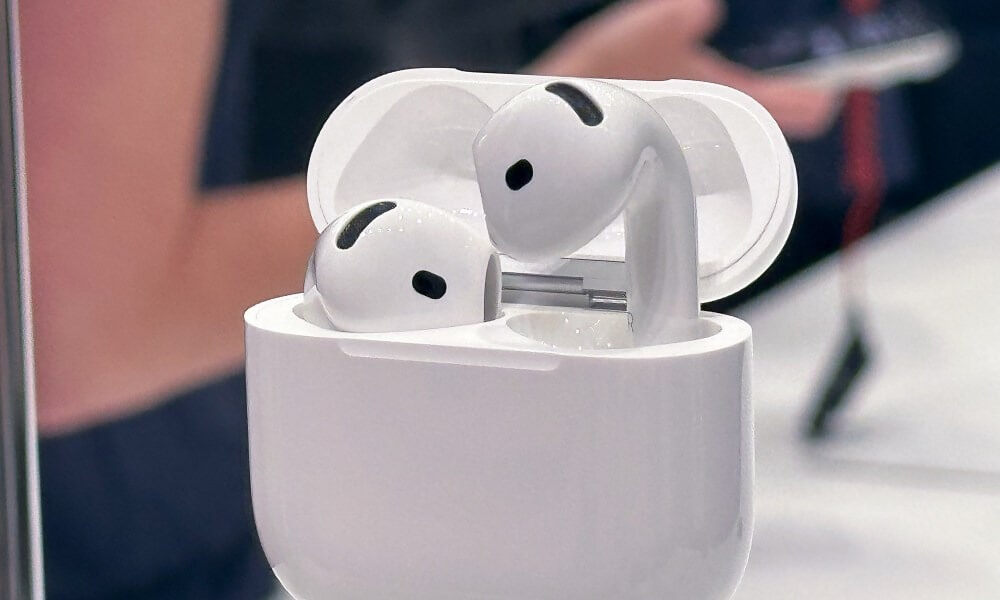 AirPods — время работы. Время работы у AirPods 4 не самое выдающееся. Изображение: digitaltrends.com. Фото.