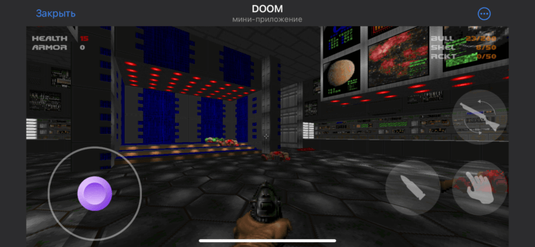 Игра Doom на телефоне. К движению придется привыкать из-за сильно раскачивающейся камеры. Игра Doom на телефоне. К движению придется привыкать из-за сильно раскачивающейся камеры. Фото.