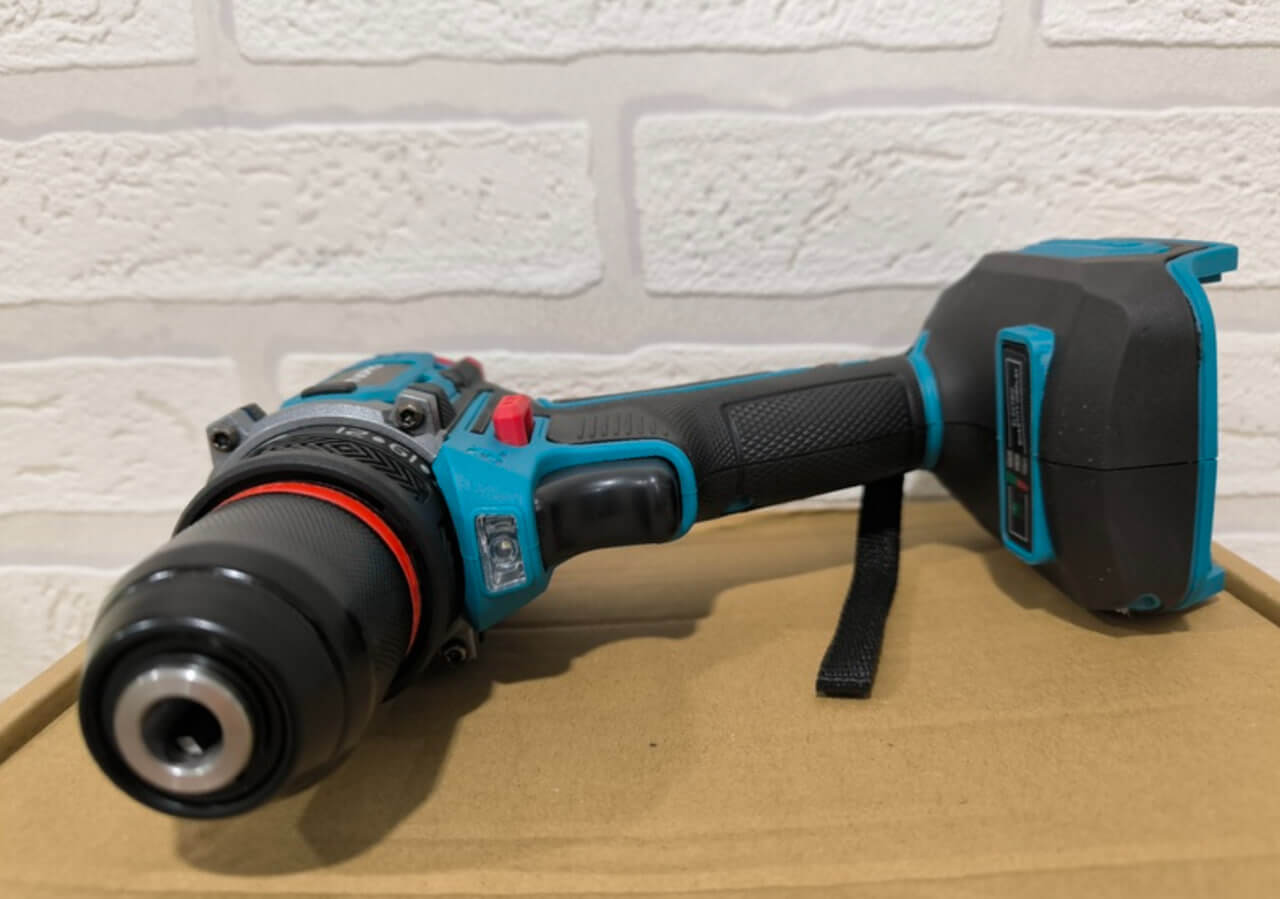 Аккумуляторная дрель с АлиЭкспресс. Дрель должна быть в каждом доме. Фото.