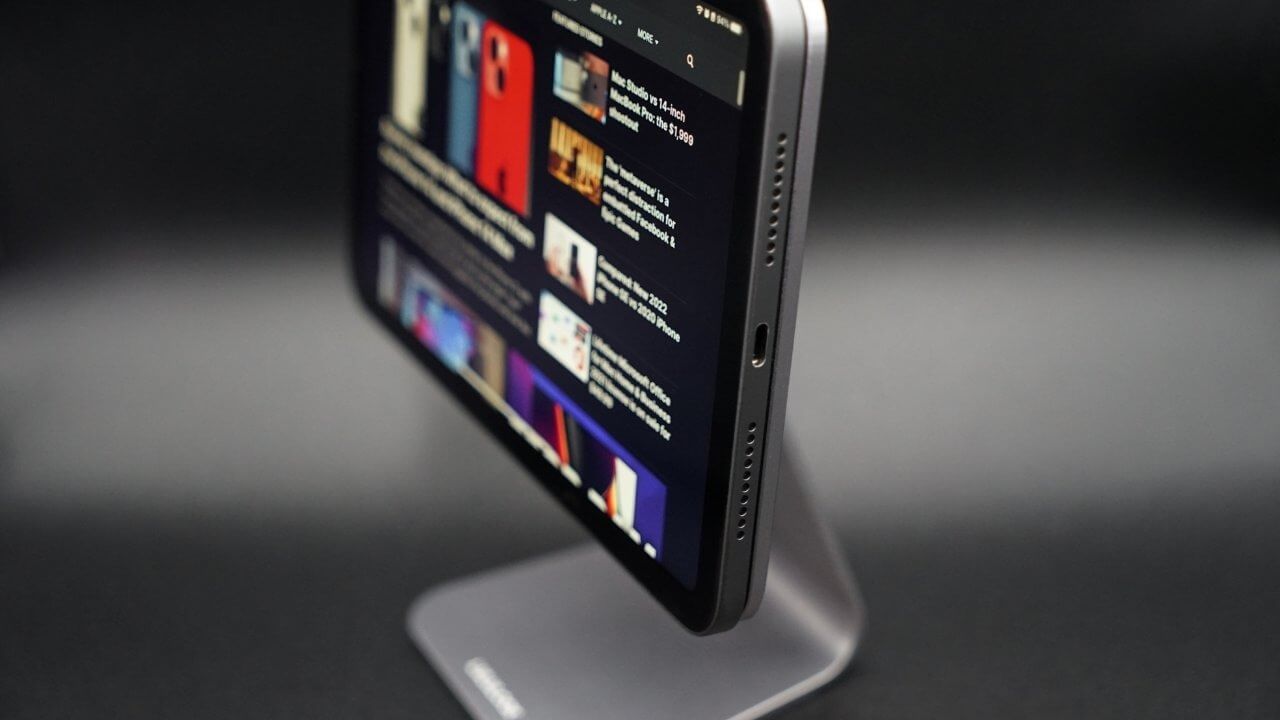iPad mini с USB-C. В iPad mini 7 используется разогнанный USB-C. Изображение: appleinsider.com. Фото.