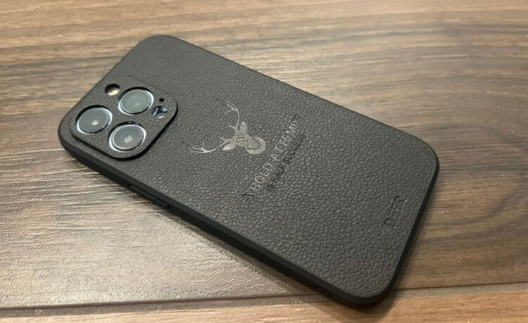Кожаный чехол для iPhone. Как вам такой чехольчик? Кожаный чехол для iPhone. Как вам такой чехольчик? Фото.