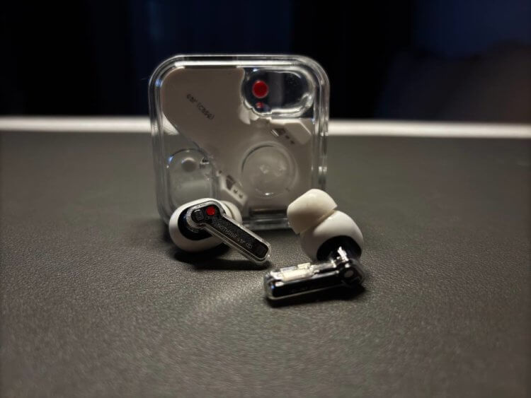 Что случилось с моими Nothing Ear (2) год спустя и правда ли, что это лучшие наушники вместо AirPods Pro. Что случилось с моими Nothing Ear (2) год спустя и правда ли, что это лучшие наушники вместо AirPods Pro. Фото.