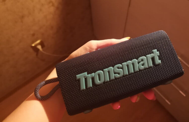 Bluetooth-колонка Tronsmart. Колонка поддерживает настройку эквалайзера и стереорежим. Bluetooth-колонка Tronsmart. Колонка поддерживает настройку эквалайзера и стереорежим. Фото.