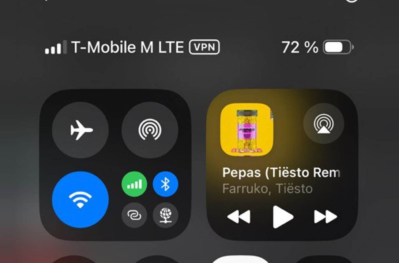 Проблемы iOS 18. Иконка VPN отображается, даже когда он выключен. Проблемы iOS 18. Иконка VPN отображается, даже когда он выключен. Фото.