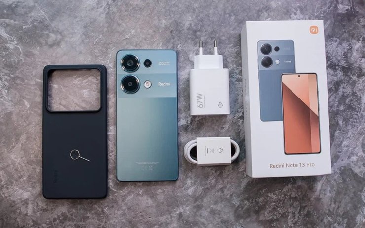 Характеристики Redmi Note 13 Pro. Разделить заднюю панель на разные цвета было классным решением. Изображение: shop.mts.ru. Характеристики Redmi Note 13 Pro. Разделить заднюю панель на разные цвета было классным решением. Изображение: shop.mts.ru. Фото.