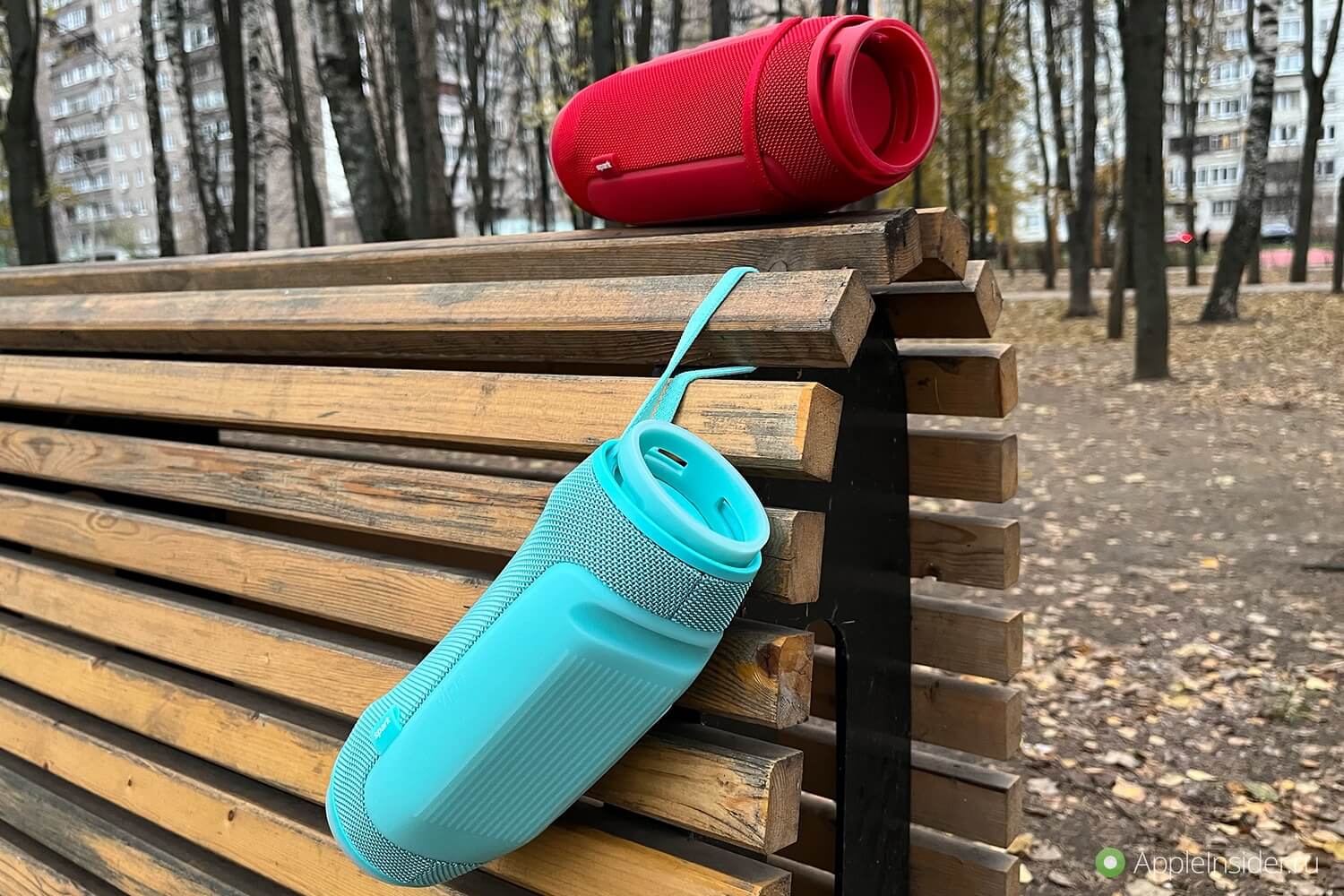 Мощная музыка без проводов. Связка из двух и более Vipe Spark обеспечивает высокий уровень качества из-за того, что каждая колонка звучит тише ,а вместе они делают звук в сумме громче, если надо. Мощная музыка без проводов. Связка из двух и более Vipe Spark обеспечивает высокий уровень качества из-за того, что каждая колонка звучит тише ,а вместе они делают звук в сумме громче, если надо. Фото.