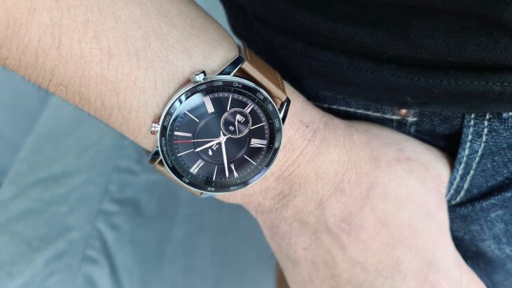 Honor MagicWatch 2 — умные часы Honor. Выглядят как настоящие часы. Изображение: nextrift.com. Фото.