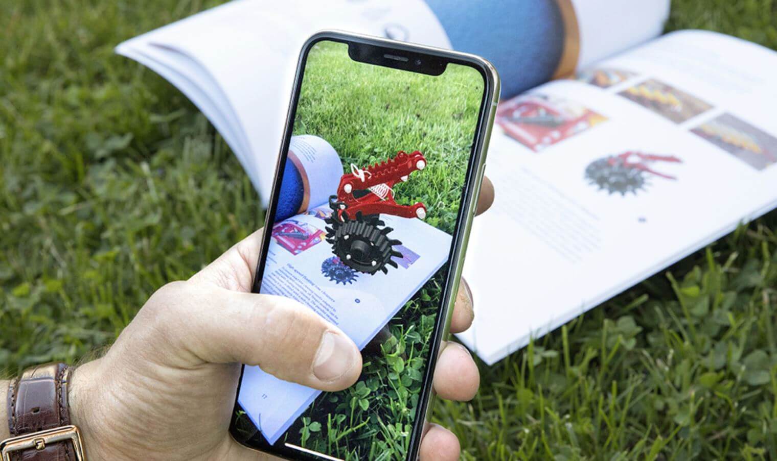 Дополненная реальность на Айфоне. С помощью AR можно играть или просто добавлять объекты! Дополненная реальность на Айфоне. С помощью AR можно играть или просто добавлять объекты! Фото.