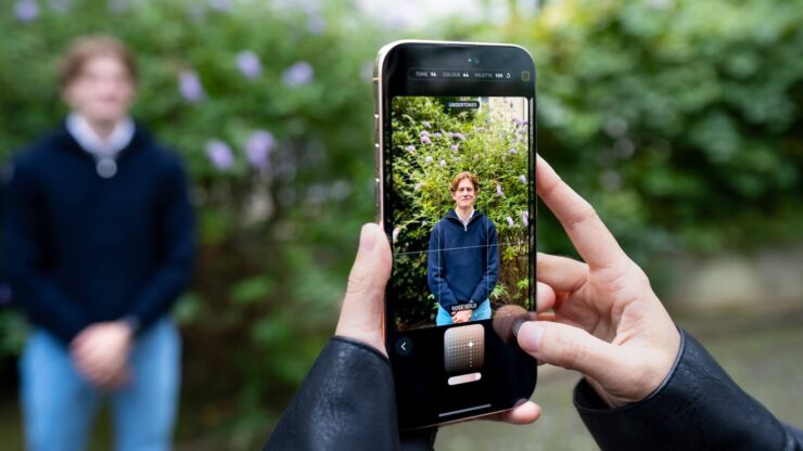 Есть ли смысл покупать iPhone 16? Однозначно да, и вот почему. iPhone 16 занимает третье место в рейтинге камерофонов премиального уровня. Фото: DxOMark. Есть ли смысл покупать iPhone 16? Однозначно да, и вот почему. iPhone 16 занимает третье место в рейтинге камерофонов премиального уровня. Фото: DxOMark. Фото.